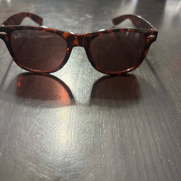 Ray-Ban Tortoise Shell Sunglasses - Picture 1 of 7
